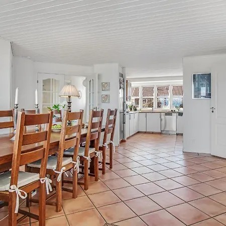 3 Bedroom Beautiful In *