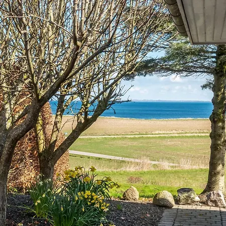 3 Bedroom Beautiful In